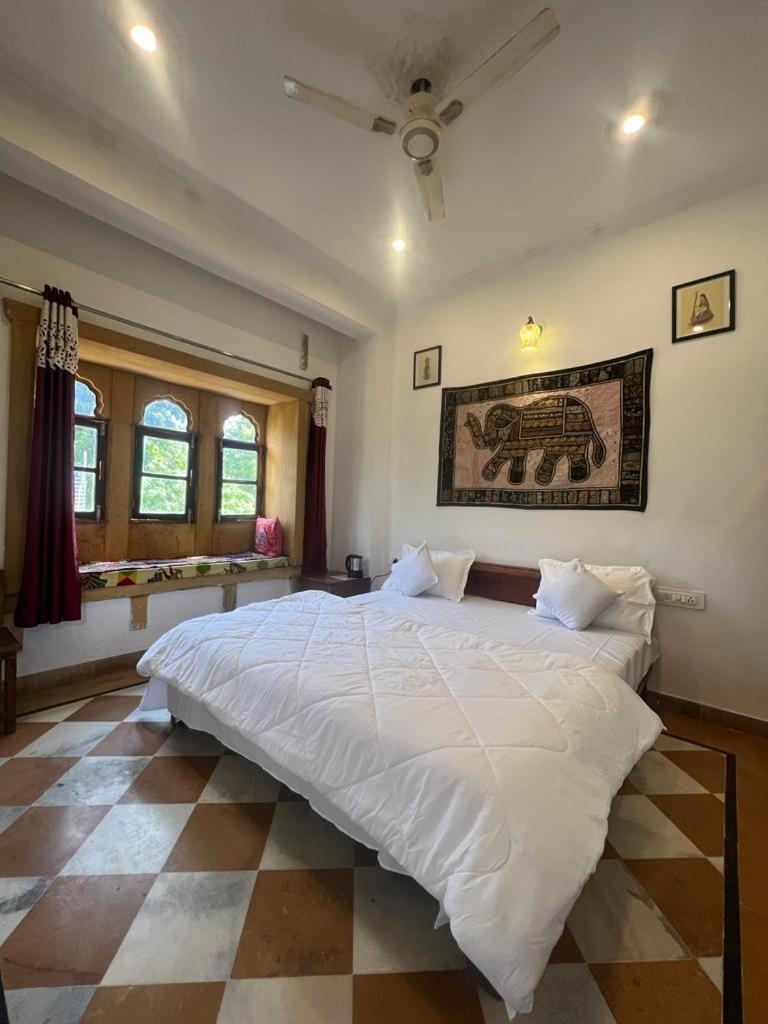 Hotel Pushkar Golden Haveli Bagian luar foto