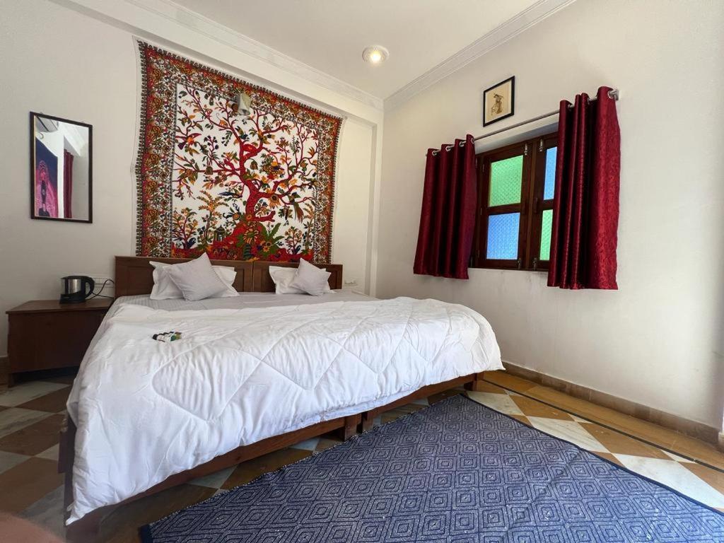 Hotel Pushkar Golden Haveli Bagian luar foto