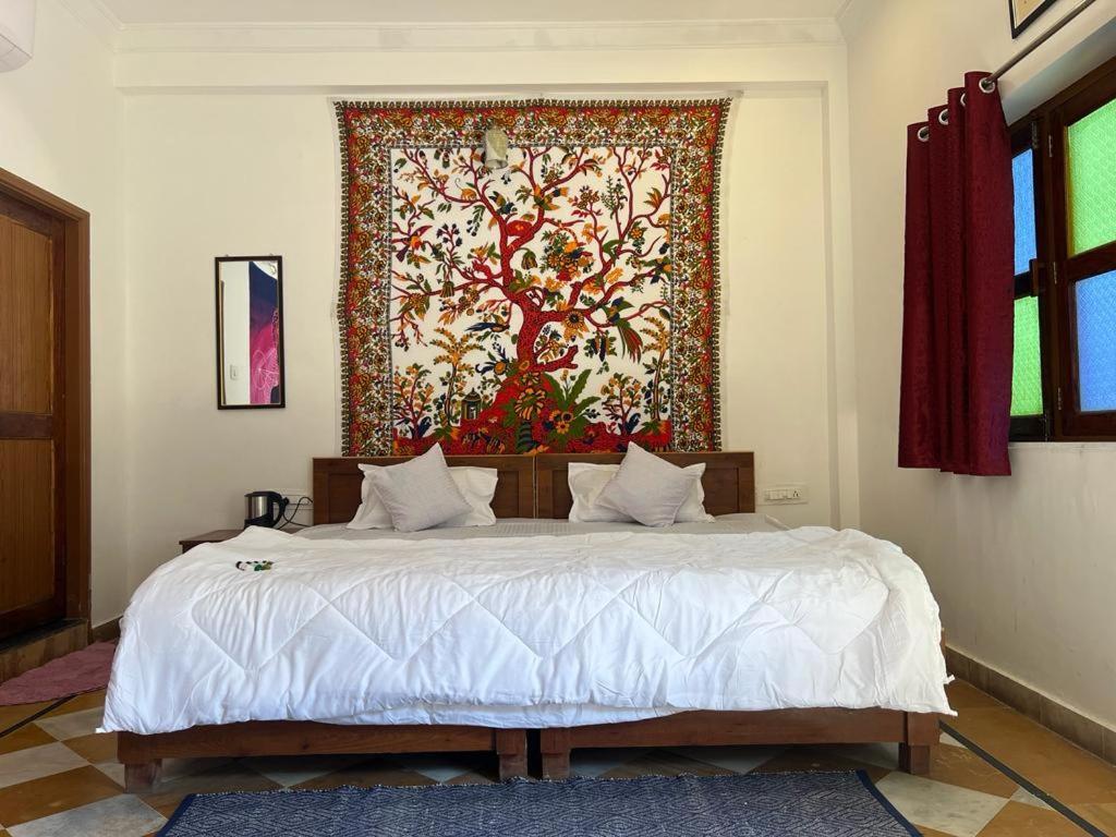 Hotel Pushkar Golden Haveli Bagian luar foto