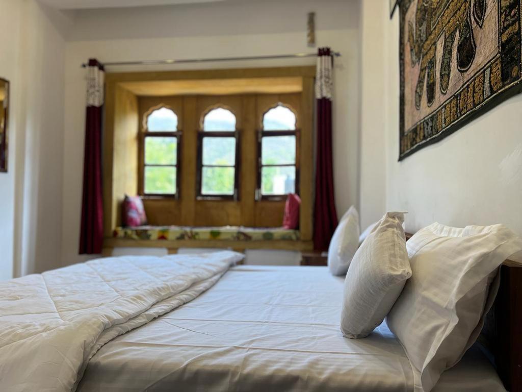Hotel Pushkar Golden Haveli Bagian luar foto